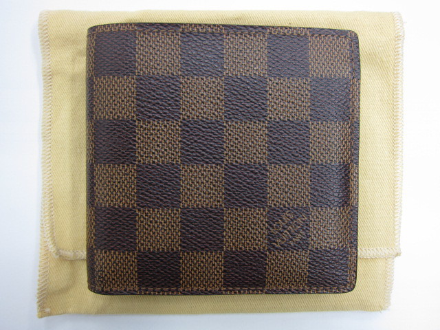 ルイ・ヴィトンLOUIS VUITTON　ダミエ　ポルトフォイユ・マルコN61675買取いたしました。