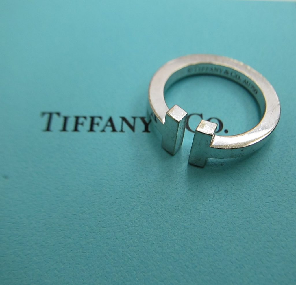 Tiffany Tリング　ホワイトゴールド