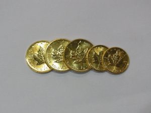 貴金属 K24 買取 24金 メイプルリーフ金貨 1/10オンス＆1/4オンス