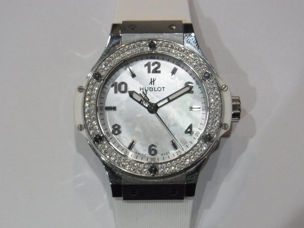 HUBLOT(ウブロ) 買取 ビッグバン 361.SE.6010.RW.1104 オールホワイト