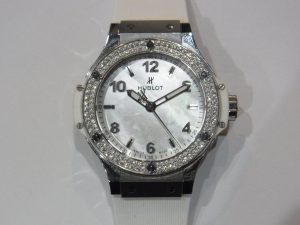 HUBLOT(ウブロ) 買取 ビッグバン 361.SE.6010.RW.1104 オールホワイト