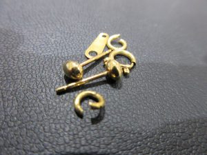 K18 ピアス ネックレスパーツ 貴金属  金 買取