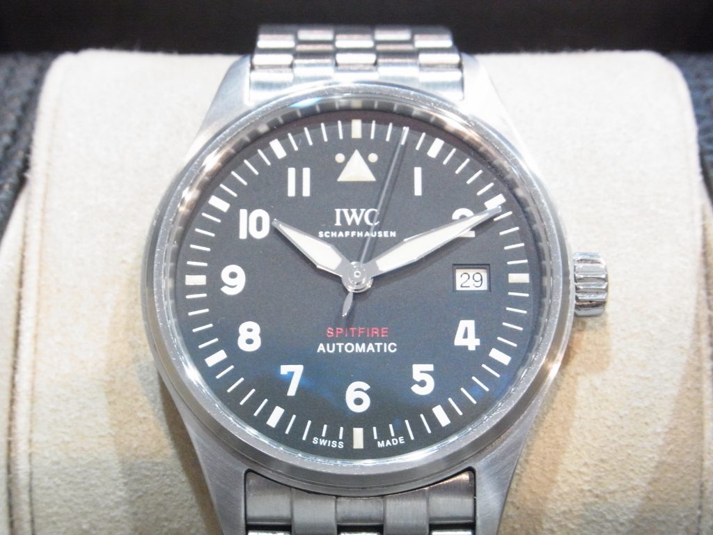 IWC 買取 スピットファイア IW326803 ブラック文字盤 メタルブレス