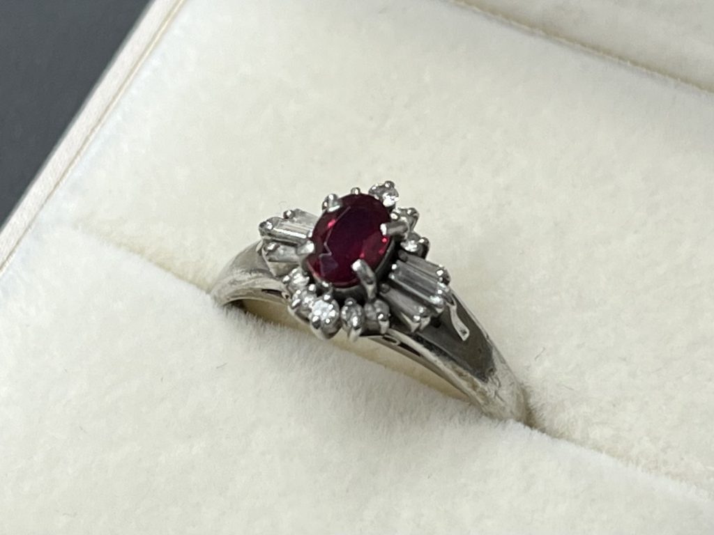 プラチナ900 リング ルビー0.58ct ダイヤ0.245ct ジュエリー